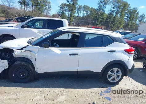 2020 Nissan Kicks S Xtronic Cvt z USA, uszkodzony, nr VIN 3N1CP5BV8LL565315